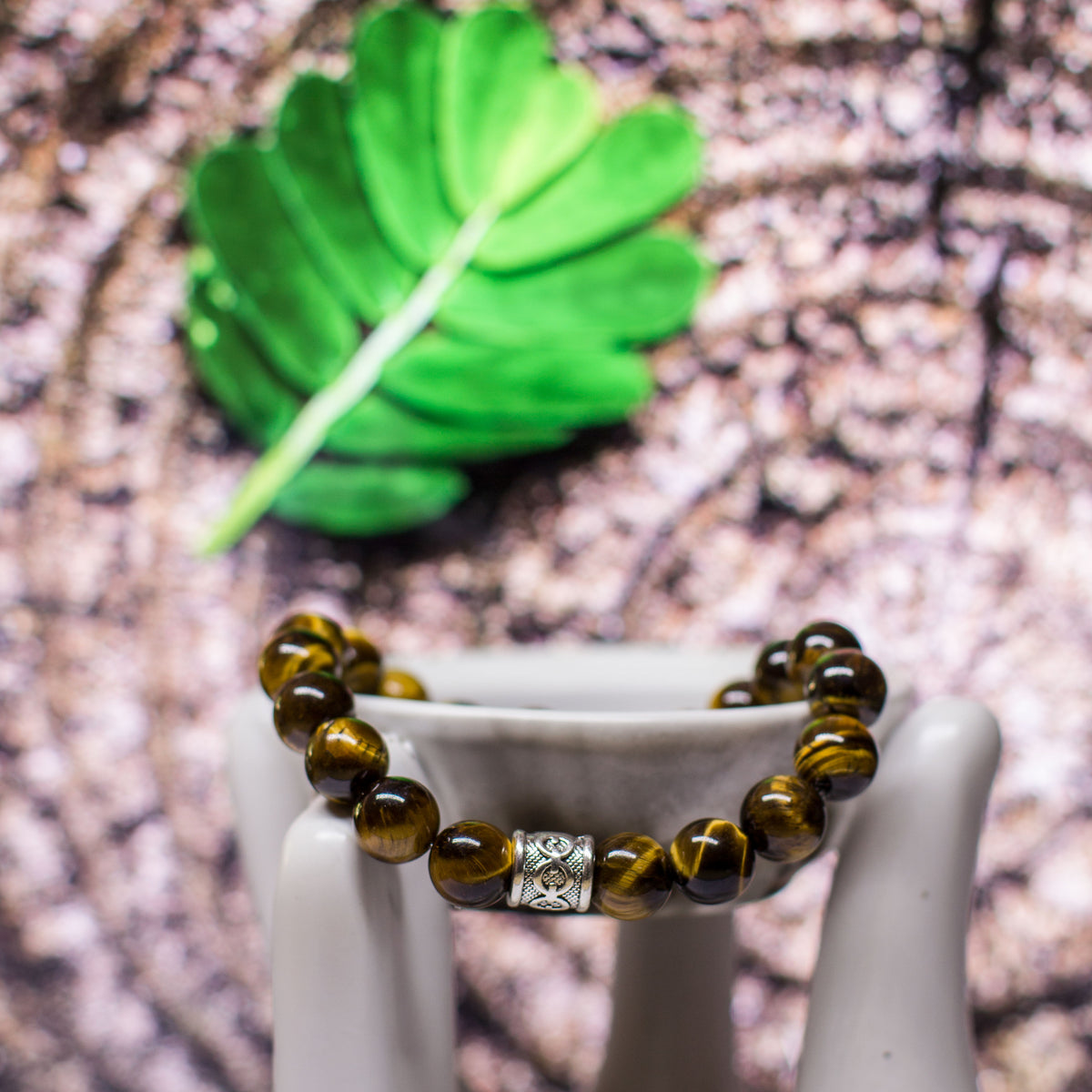 The Abundance Bracelet (10mm) - Tigers Eye is a crystal with beautiful bands of yellow-golden-brown colour running through it. This is a powerful stone that can help you to release anxiety and nervousness and assists in harmony and equilibrium. It is a powerful motivator and one of the best stones for financial success.
