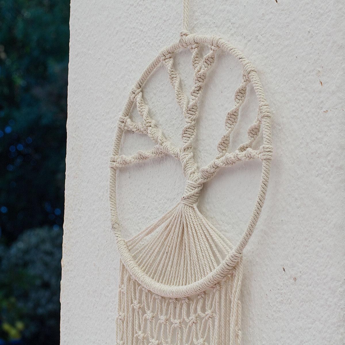 Bohemian Woven Tassel  Dream Catcher - White - Tree of Life Mi Chakra