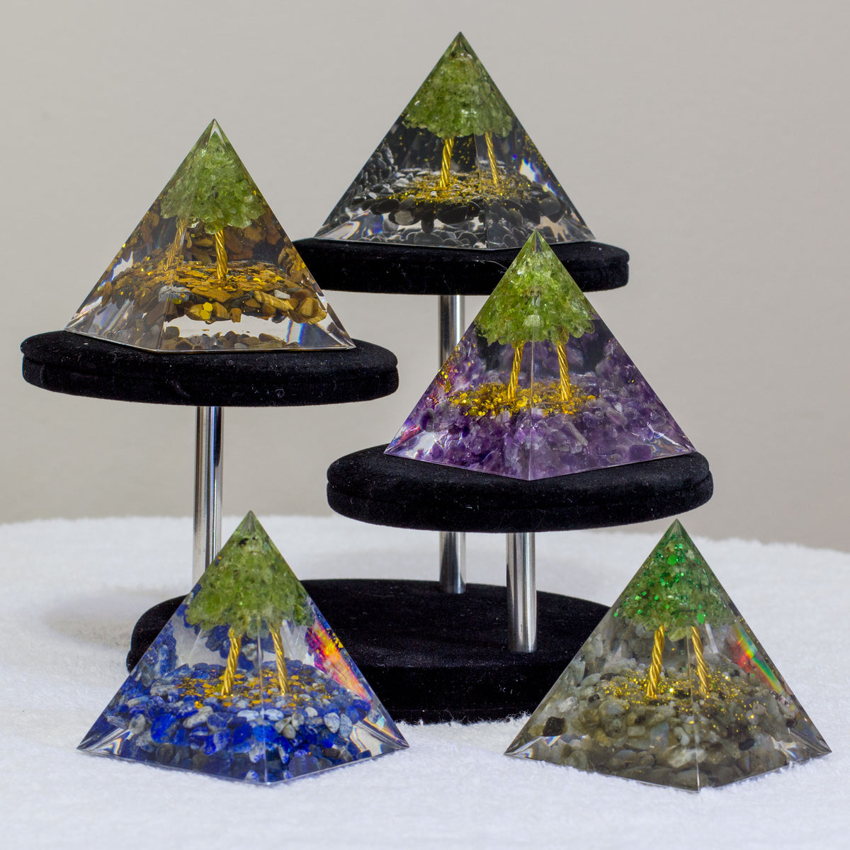 Orgonite Pyramid - Obsidian Mi Chakra